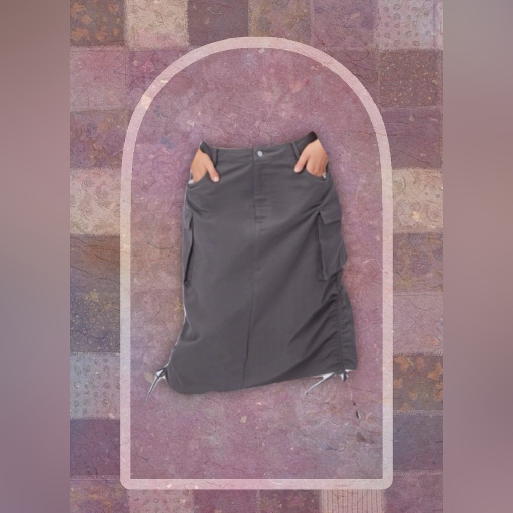 Cider 100% Cotton Gray Cargo Midi Skirt